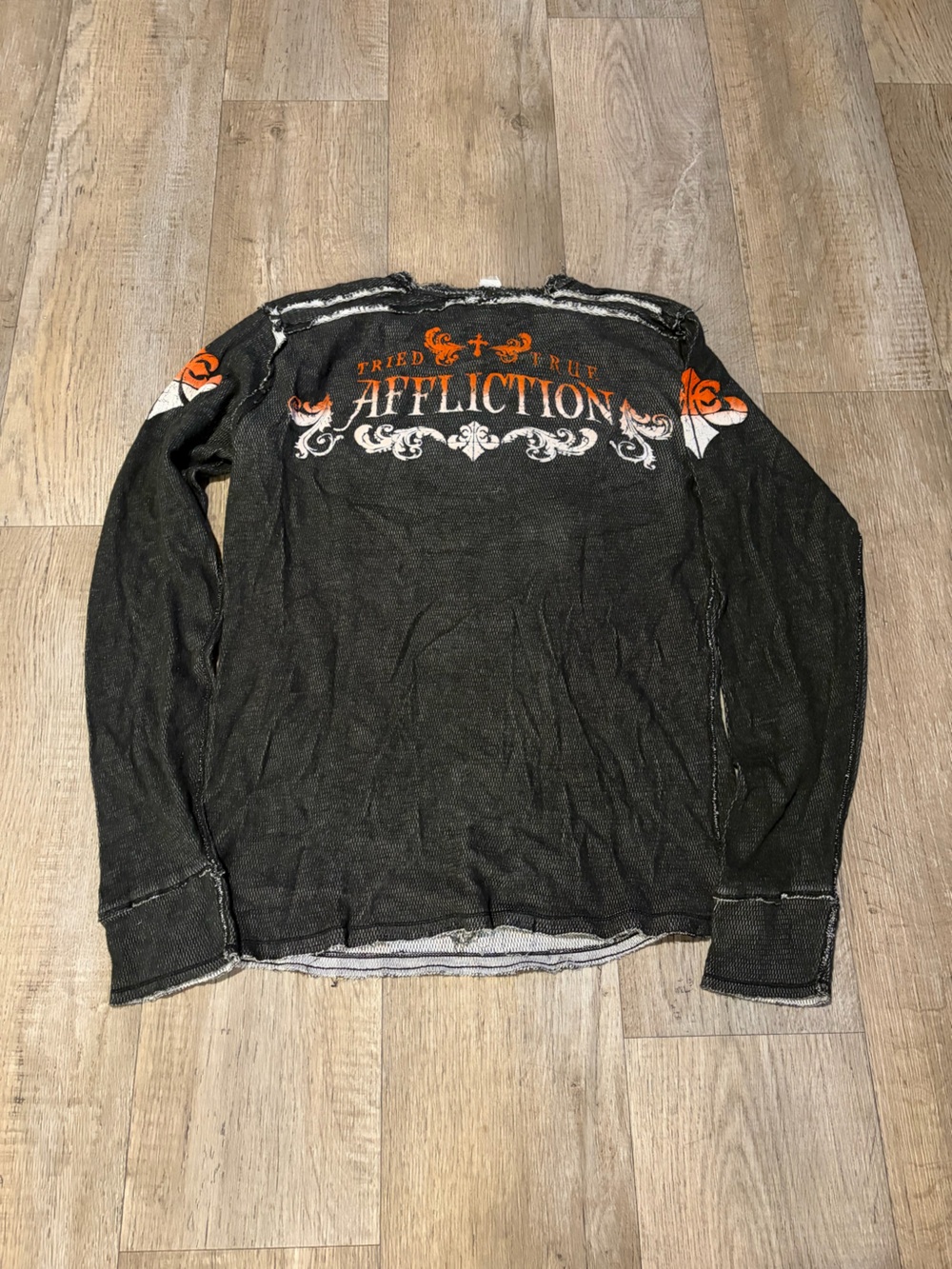 Y2K Affliction Black Long Sleeve with Orange and White Crest Graphic. Size XL - Picture 6 of 7